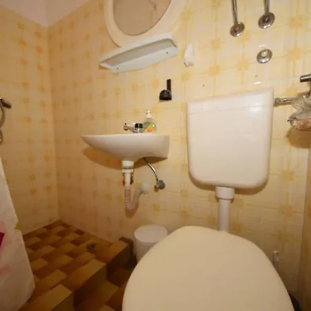 Borovina Apartman *
