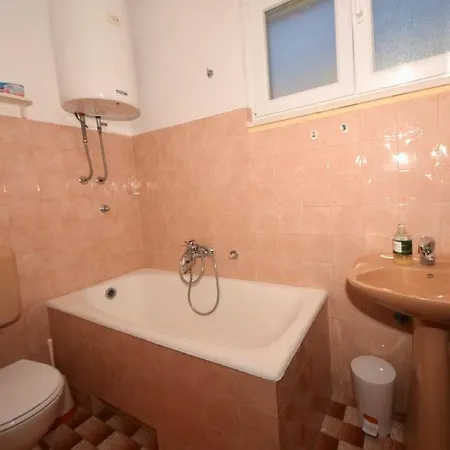 Borovina Apartman *